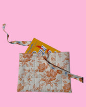 Load image into Gallery viewer, The Everyday Story Sleeve (Bow)
